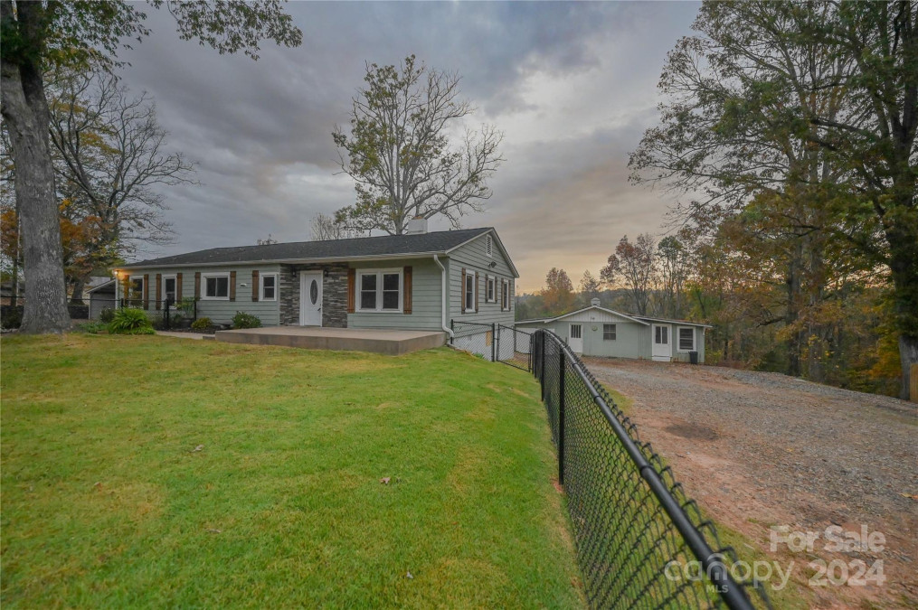 440 Bostic Sunshine Hw Bostic, NC 28018