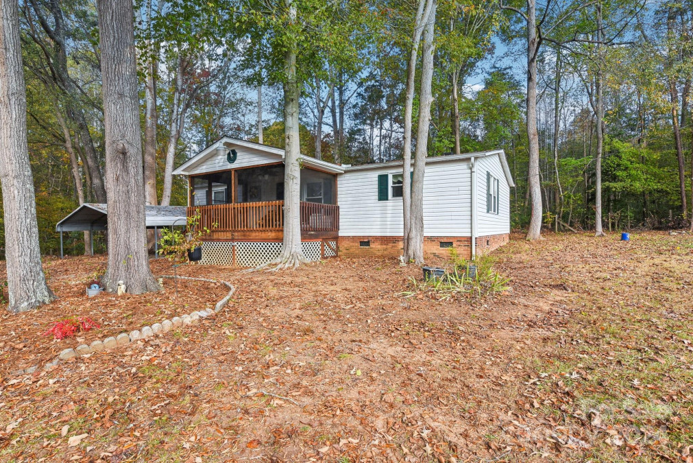 710 Lakedale Dr Clover, SC 29710