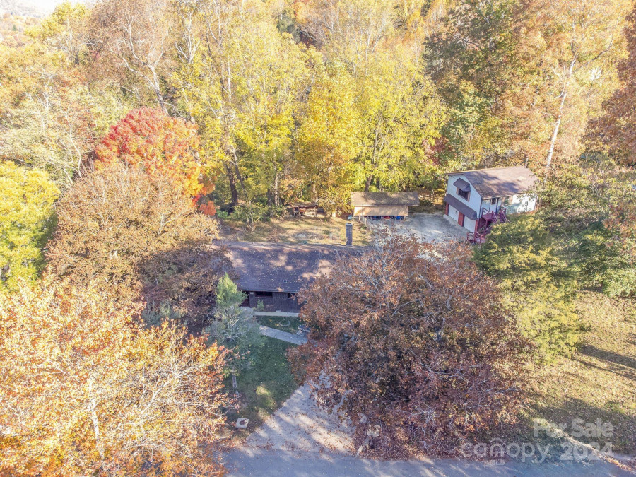 105 Westview Ave Black Mountain, NC 28711