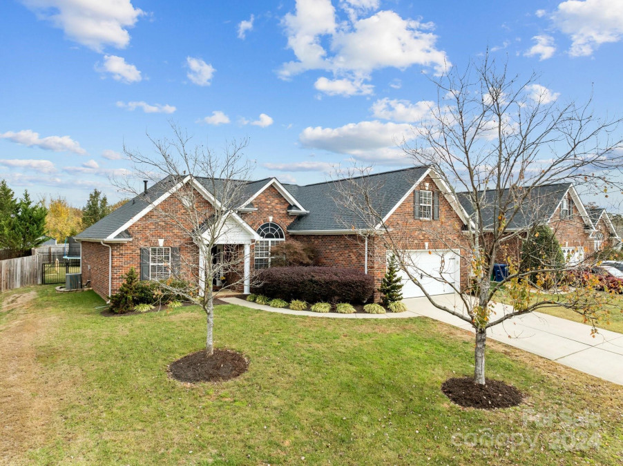 3419 Brickyard Ln Midland, NC 28107