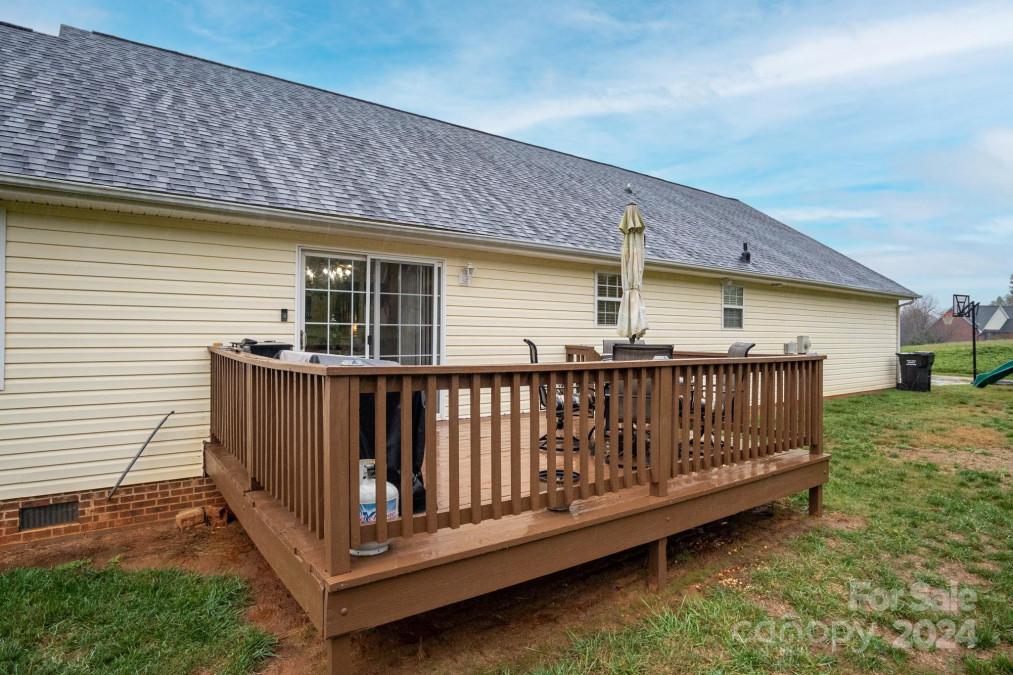 2431 Carriage Ln Lincolnton, NC 28092