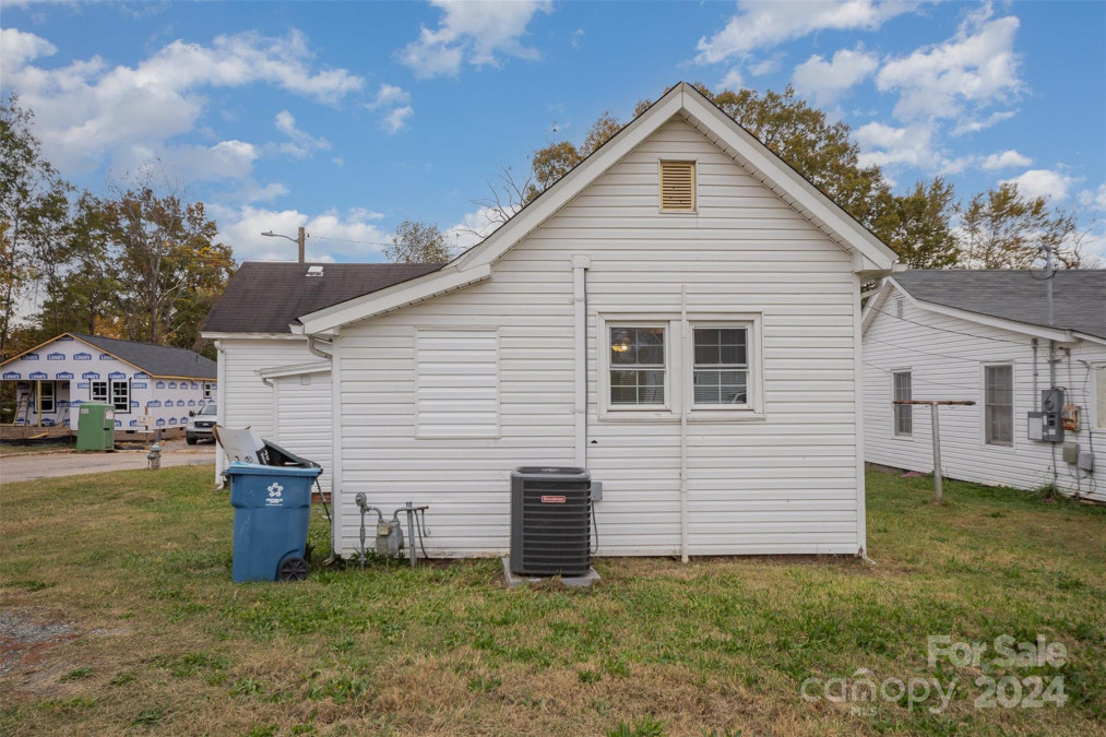 27 Kesler St Salisbury, NC 28144