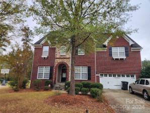 14226 Carlton Woods Ln Charlotte, NC 28278