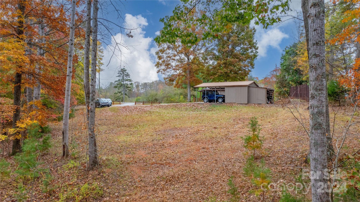 1846 Deer Park Rd Nebo, NC 28761