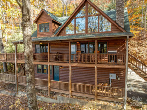 339 Tsalagi Trl Maggie Valley, NC 28751