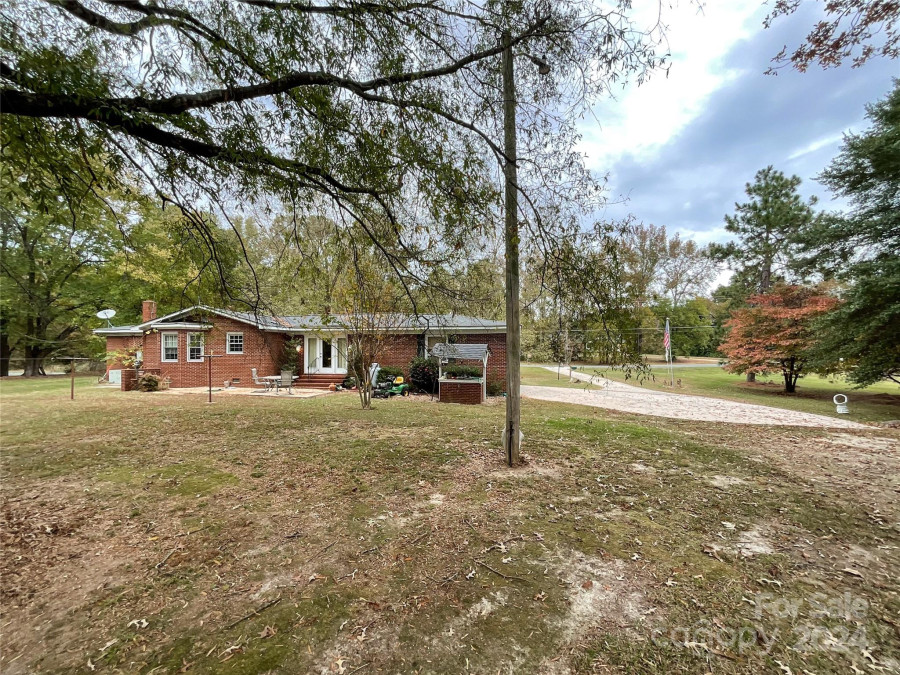 4909 Pleasant Grove Rd Waxhaw, NC 28173