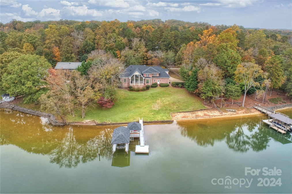 2045 Driftwood Cir Fort Mill, SC 29708