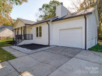 5819 Woodrock Ct Charlotte, NC 28214