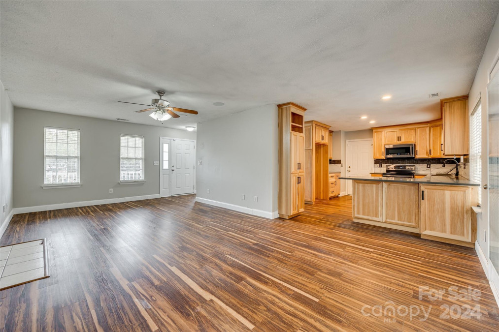 109 Dawn View Ln Waxhaw, NC 28173