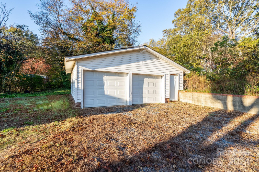 24947 Nc 24/27 Hw Albemarle, NC 28001