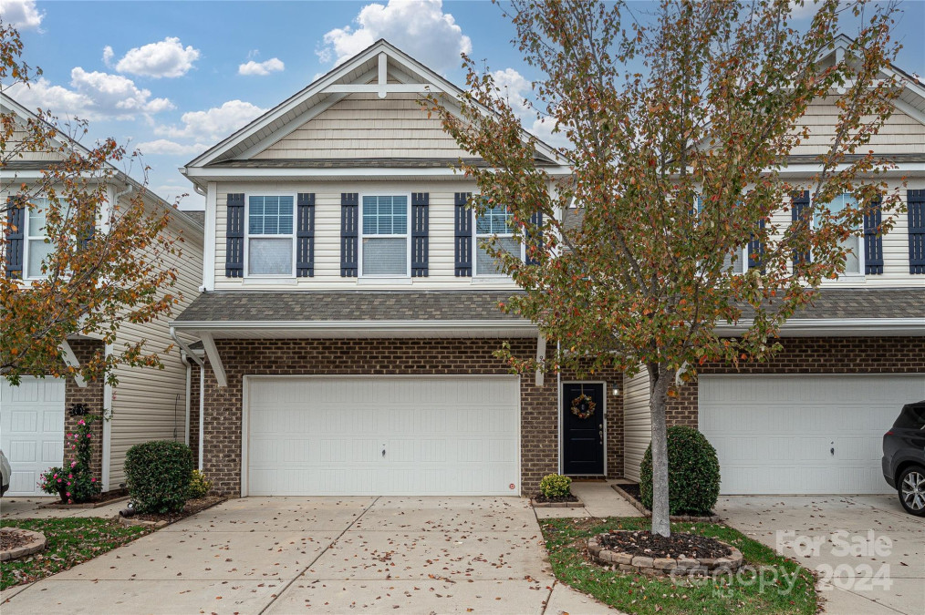 903 Summerlake Dr Fort Mill, SC 29715