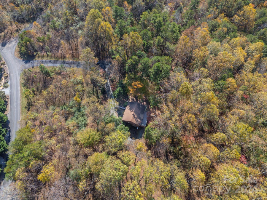 114 Rambo Ct Lake Lure, NC 28746