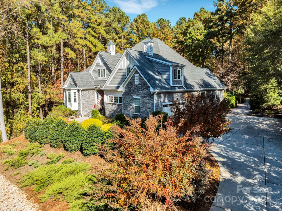 4628 River Oaks Rd Clover, SC 29710