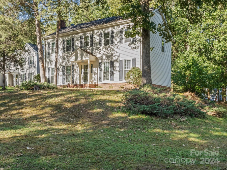 3108 Deep Meadow Ln Charlotte, NC 28210