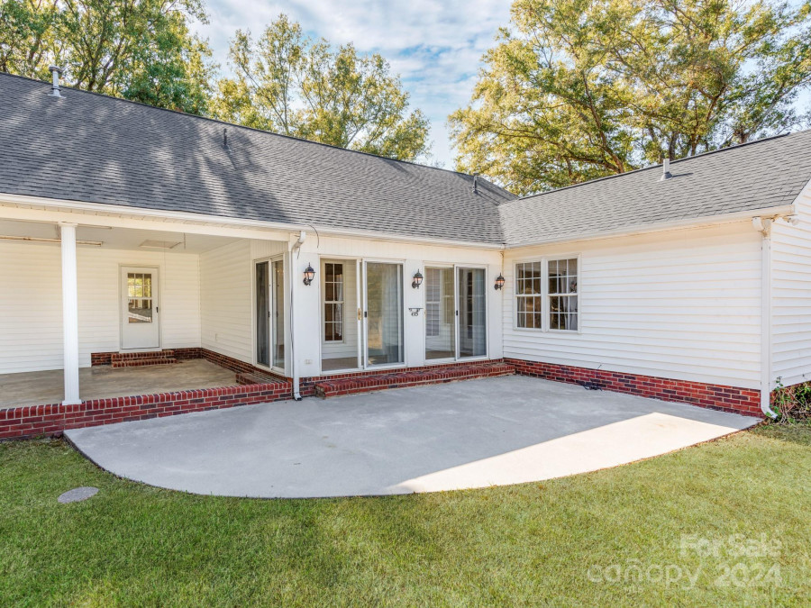 4839 Taxahaw Rd Lancaster, SC 29720