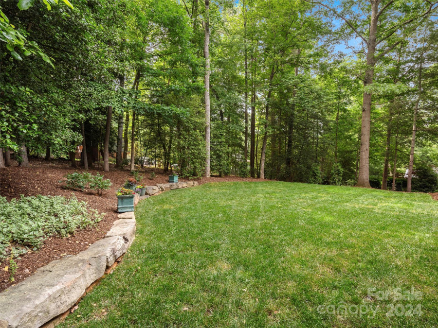 120 Braeside Cir Asheville, NC 28803