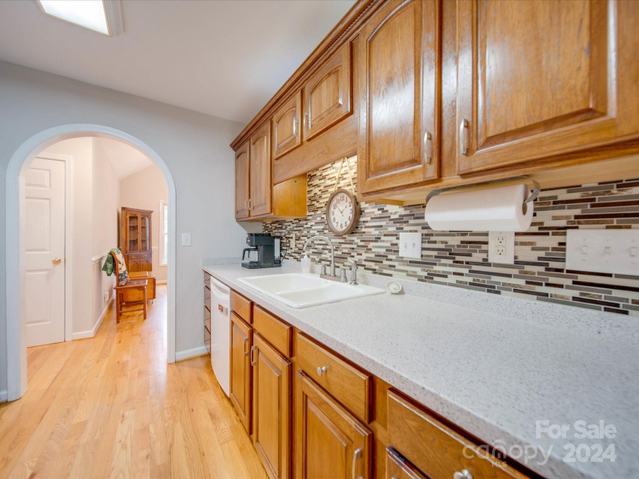 1049 Riddle Oak Ln Clover, SC 29710