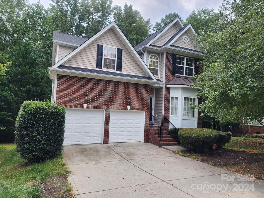 8619 Delamere Ln Charlotte, NC 28269