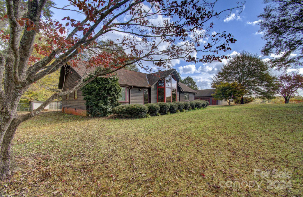 741 New Hope Rd Rutherfordton, NC 28139