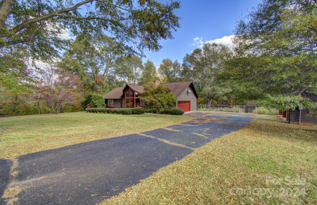 741 New Hope Rd Rutherfordton, NC 28139