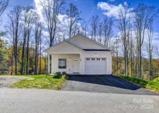 147 Northbend Dr Asheville, NC 28804