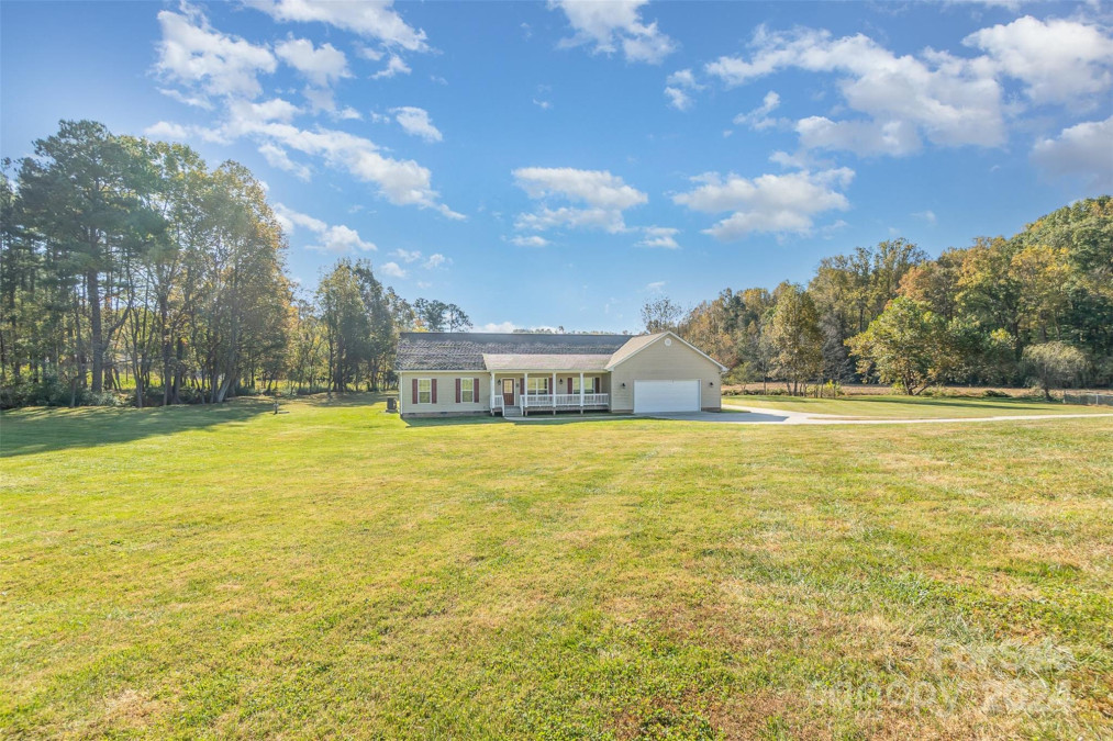 150 Morrison Creek Rd Statesville, NC 28625