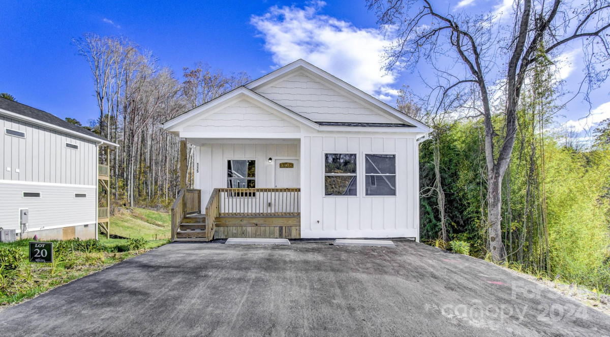 115 Northbend Dr Asheville, NC 28804