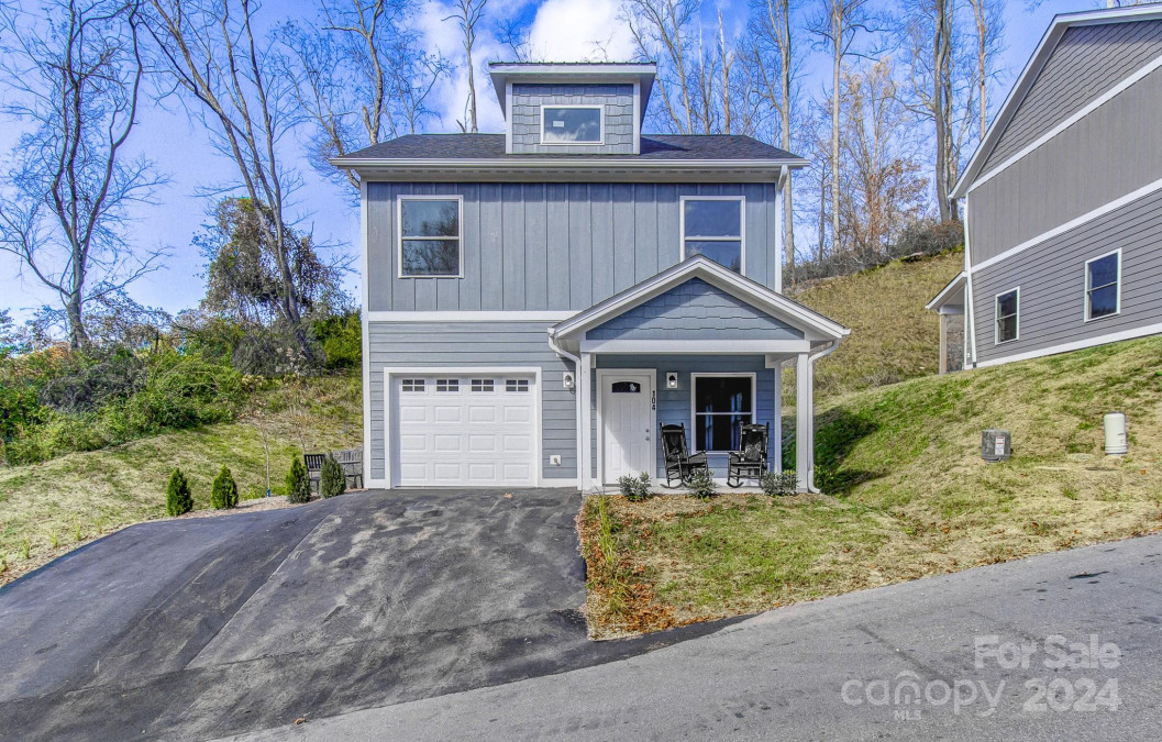 104 Northbend Dr Asheville, NC 28804