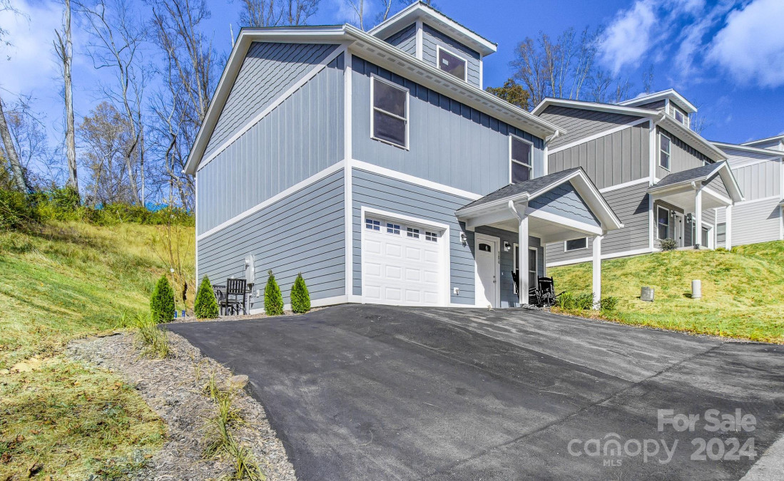 104 Northbend Dr Asheville, NC 28804