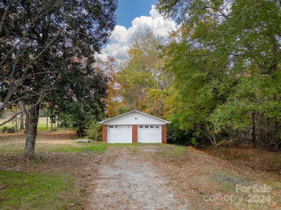 2284 Dudley Shoals Rd Granite Falls, NC 28630