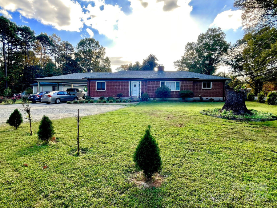 3926 Arvin Dr Charlotte, NC 28269