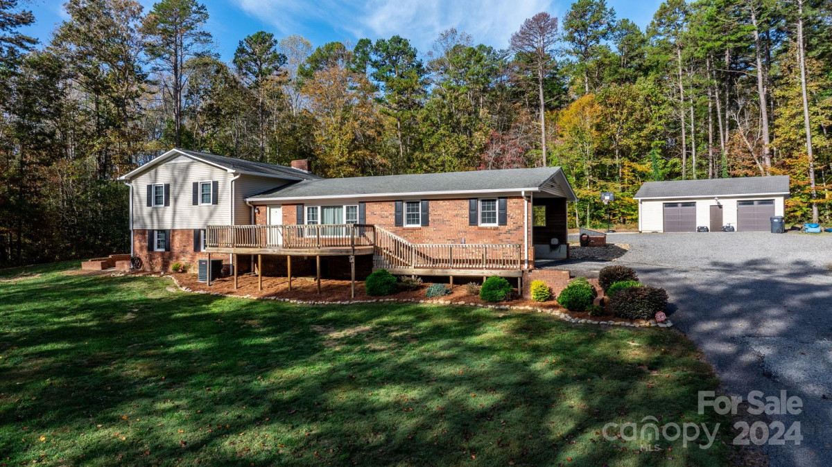 184 Orville Rd Statesville, NC 28677