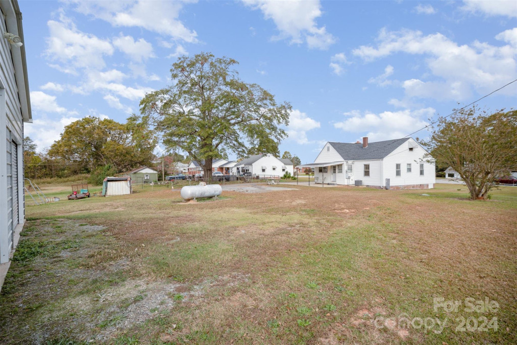 4734 Jonesville Lockhart Hw Union, SC 29379