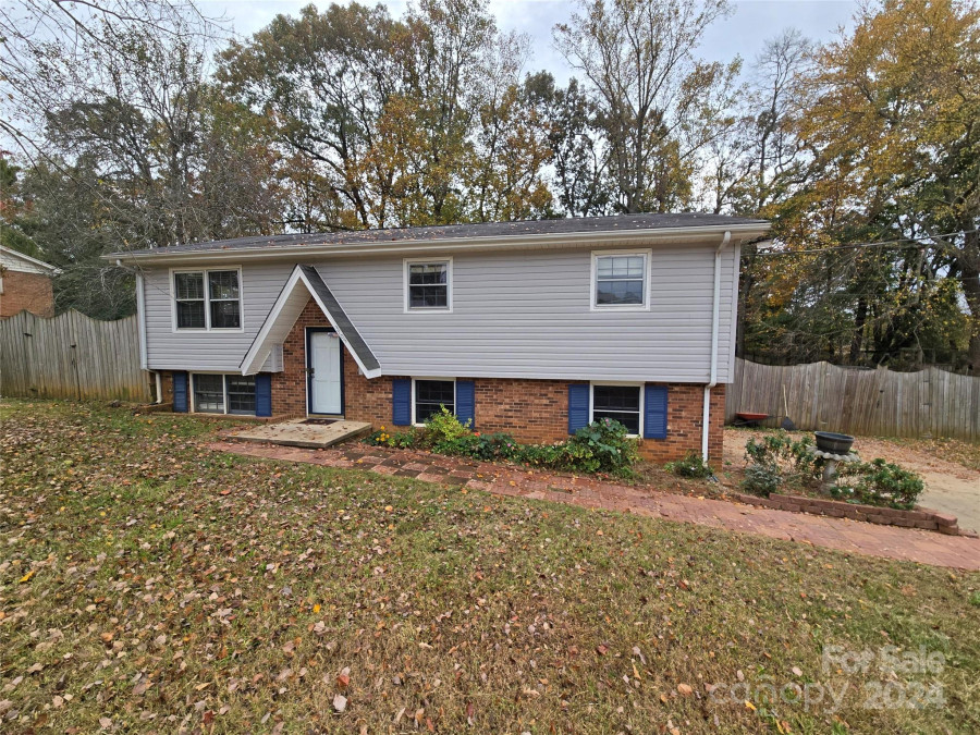 3705 Weyland Dr Conover, NC 28613