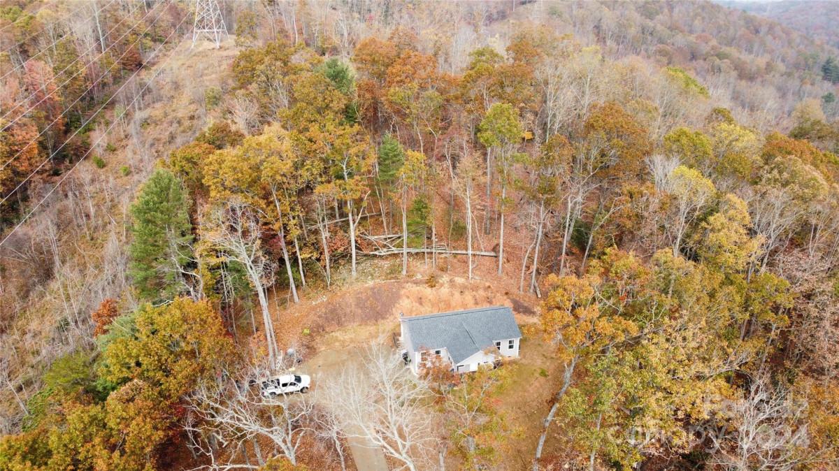 148 Stone Ridge Trl Mills River, NC 28759