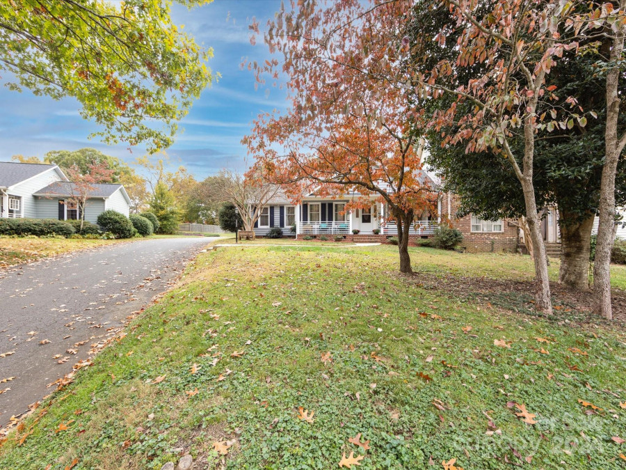 909 Sprucewood St Kannapolis, NC 28081