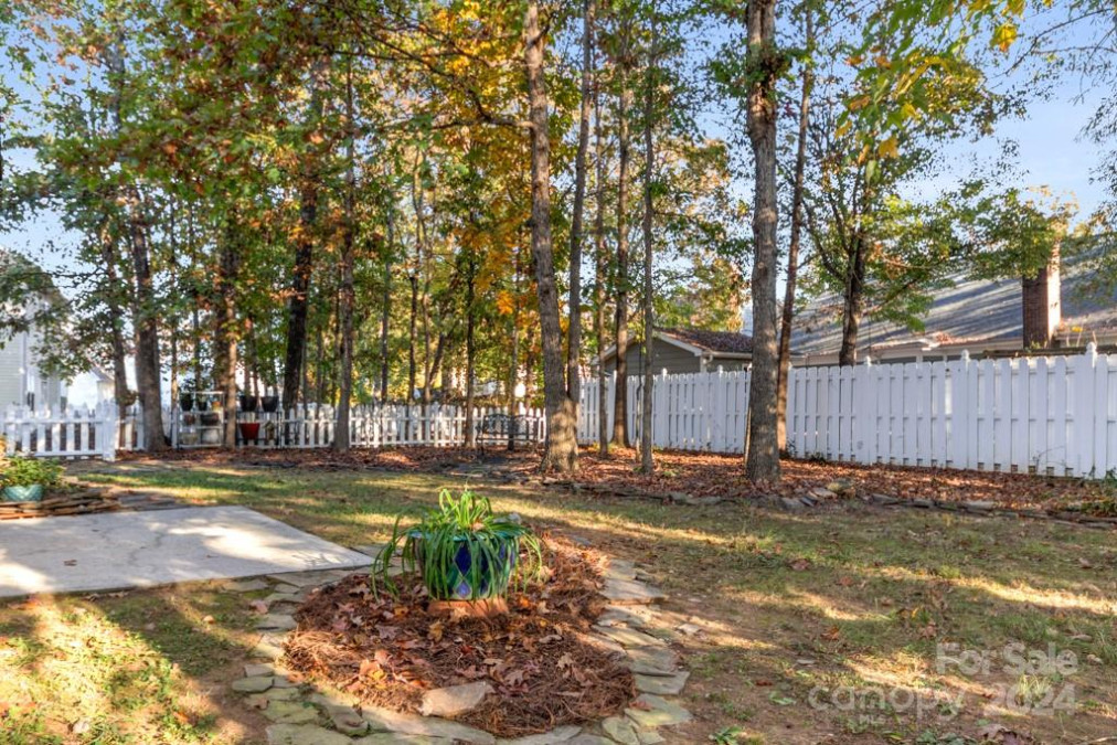 6908 Conifer Cir Indian Trail, NC 28079