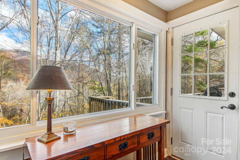 231 Highlands Loop Maggie Valley, NC 28751