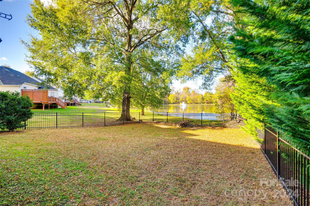 11417 Winget Pond Rd Charlotte, NC 28278