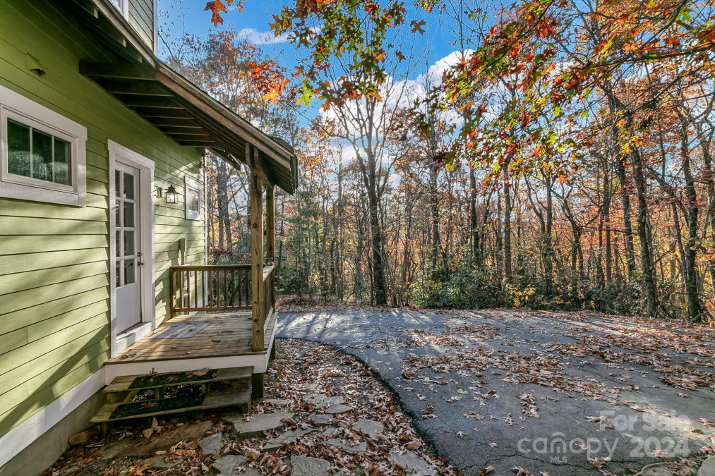 241 Fern Way Black Mountain, NC 28711