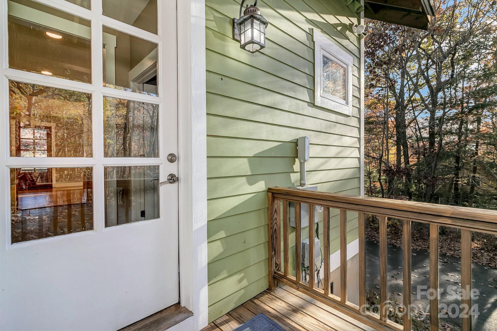 241 Fern Way Black Mountain, NC 28711