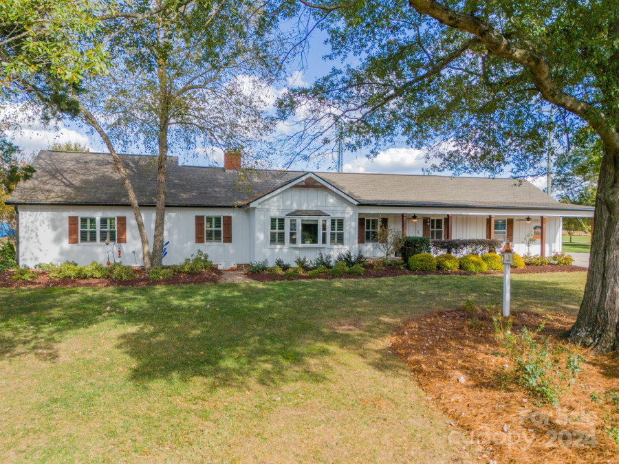 290 Hammond Rd Fort Mill, SC 29715