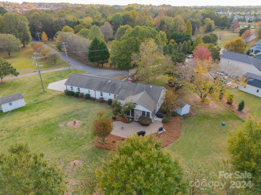 290 Hammond Rd Fort Mill, SC 29715