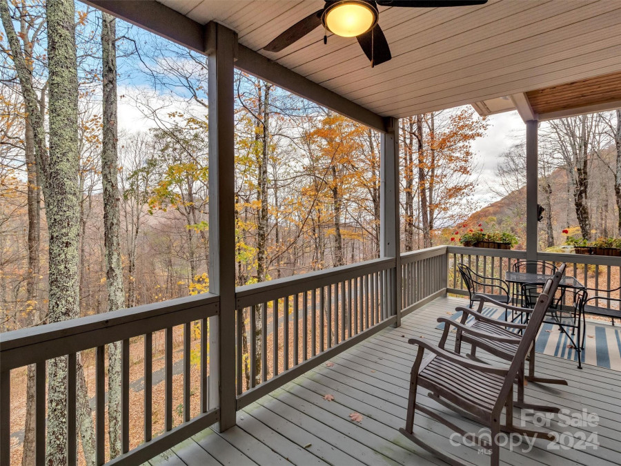 2126 Serenity Mountain Rd Waynesville, NC 28786