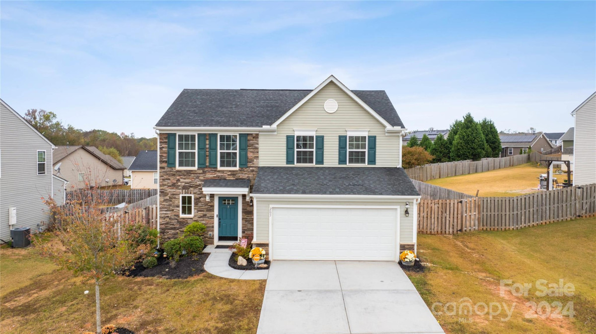 205 Picketts Mill Dr Piedmont, SC 29673