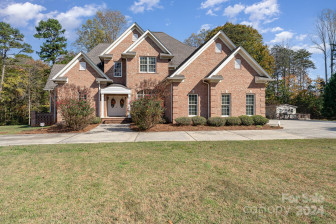 214 Fuller St Lexington, NC 27292