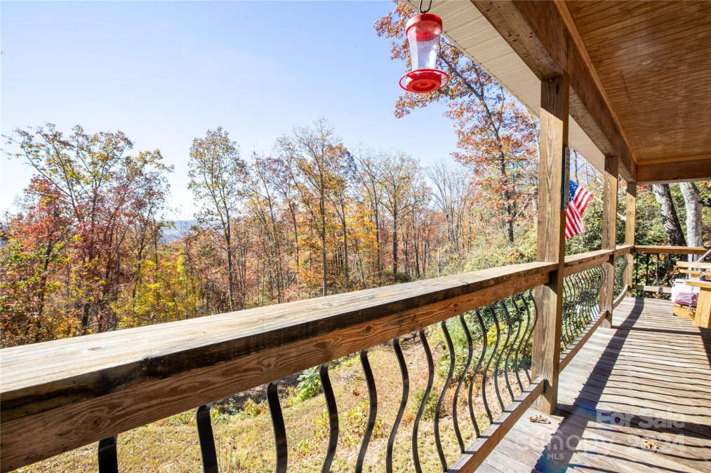 226 Orchard View Trl Spruce Pine, NC 28777