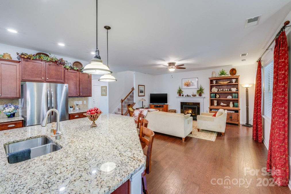 1917 Sapphire Meadow Dr Fort Mill, SC 29715