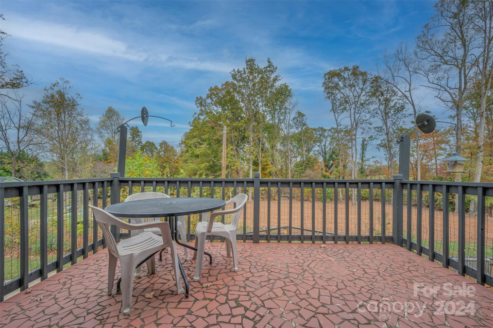 690684 Chimney Rock Rd Rutherfordton, NC 28139