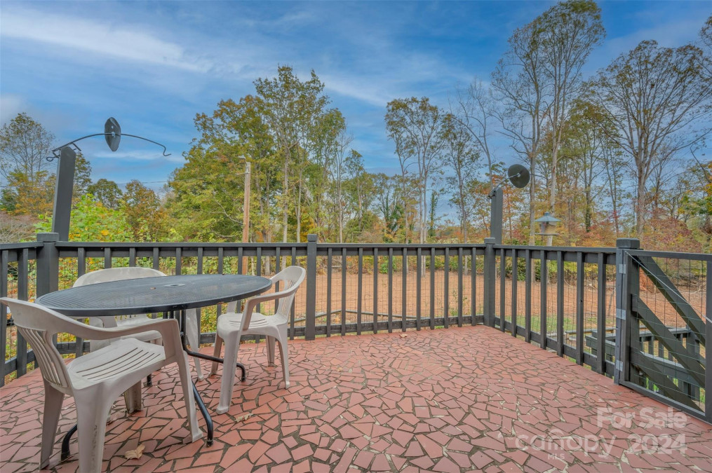 690684 Chimney Rock Rd Rutherfordton, NC 28139